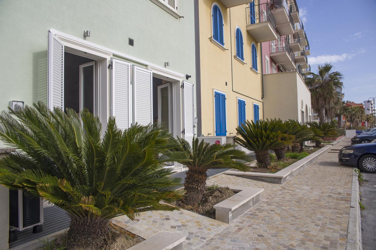 Rooms A Due Passi Dal Mare Porto Recanati Exteriör bild