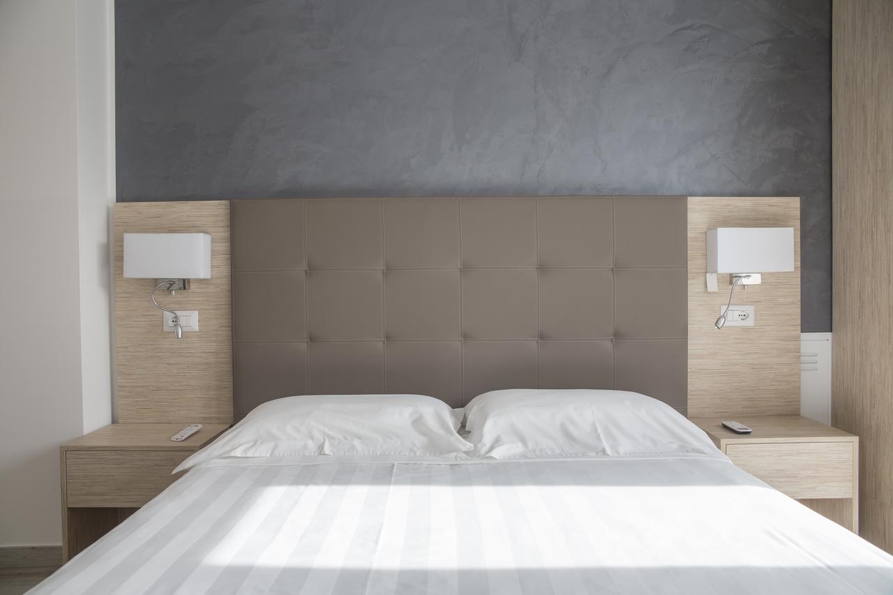 Rooms A Due Passi Dal Mare Porto Recanati Exteriör bild